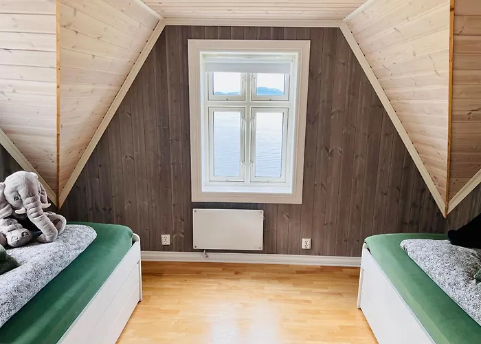 Fjord House With A Private Bay, Boats And Sauna! Etnesjoen