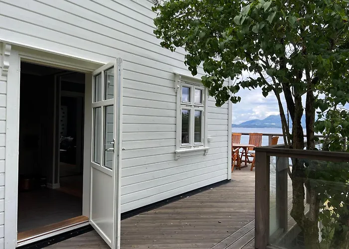 Fjord House With A Private Bay, Boats And Sauna! Casa de Férias