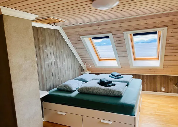 Fjord House With A Private Bay, Boats And Sauna!
