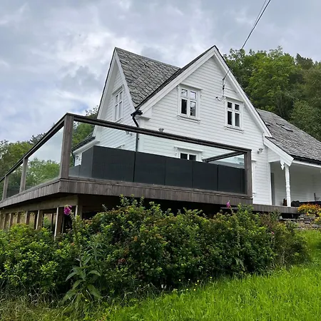 Fjord House With A Private Bay, Boats And Sauna! Etnesjoen