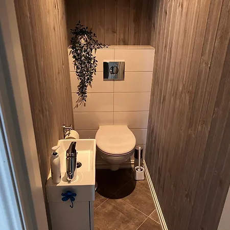 Dom wakacyjny Fjord House With A Private Bay, Boats And Sauna!